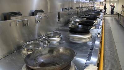 彭州市商用廚房設備工廠食堂配備標準